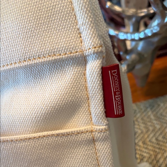 Dooney and Bourke NEW YORK YANKEES Cream and Brown Tote Bag - Picture 13 of 13